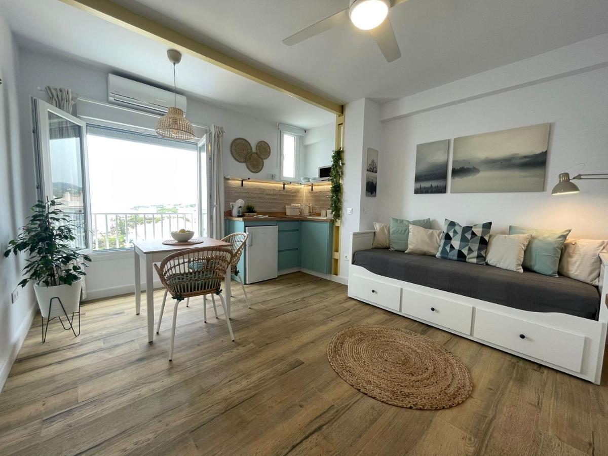 Studio On The Beach Front Málaga Eksteriør bilde
